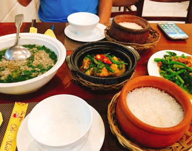 Cơm Niêu Hồ Tràm Huy Đen – Hương Vị Cơm Nhà Giữa Thiên Đường Biển Xuyên Mộc